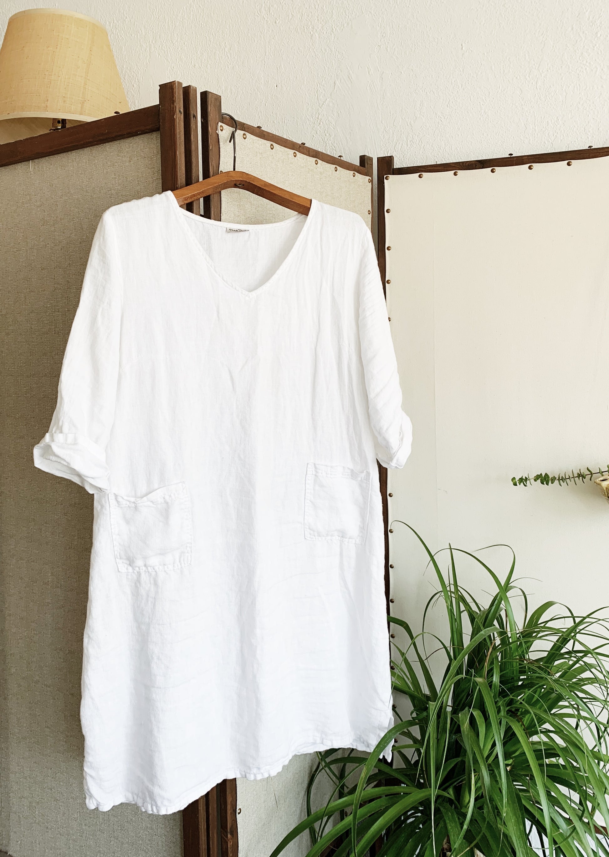 Match Point White Linen Shift Dress with Pockets Match Point White Linen Shift Dress with Pockets