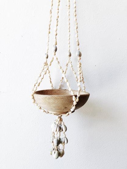 vintage shell plant hanger Vintage Shell Plant Hanger – Maven Collective