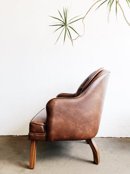 Vintage Leatherette Club Chair