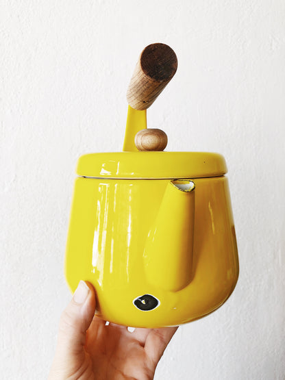Vintage Scandi Enamel Kettle