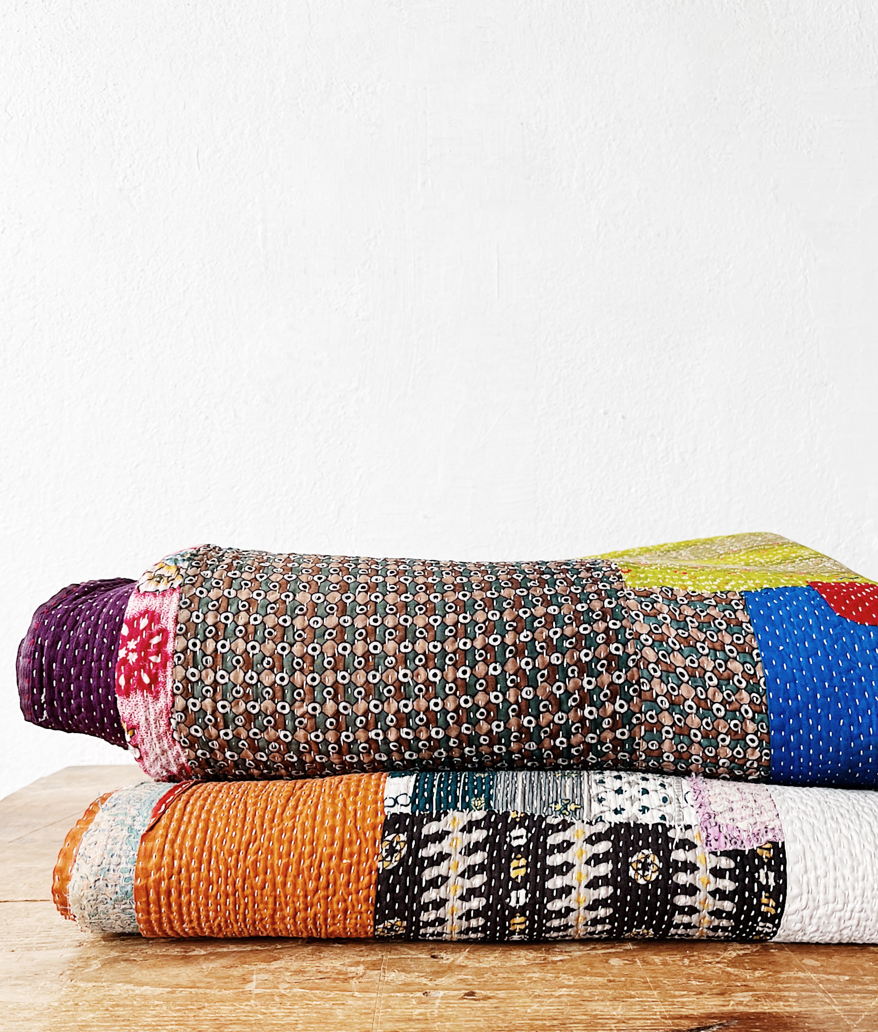 Handmade Cotton Kantha Quilt - Thumbnail 4