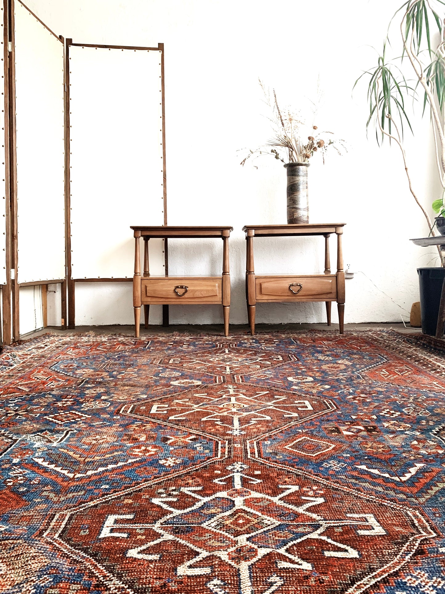 Persian Hand Knotted Wool Rug 7.5x10.5 ft