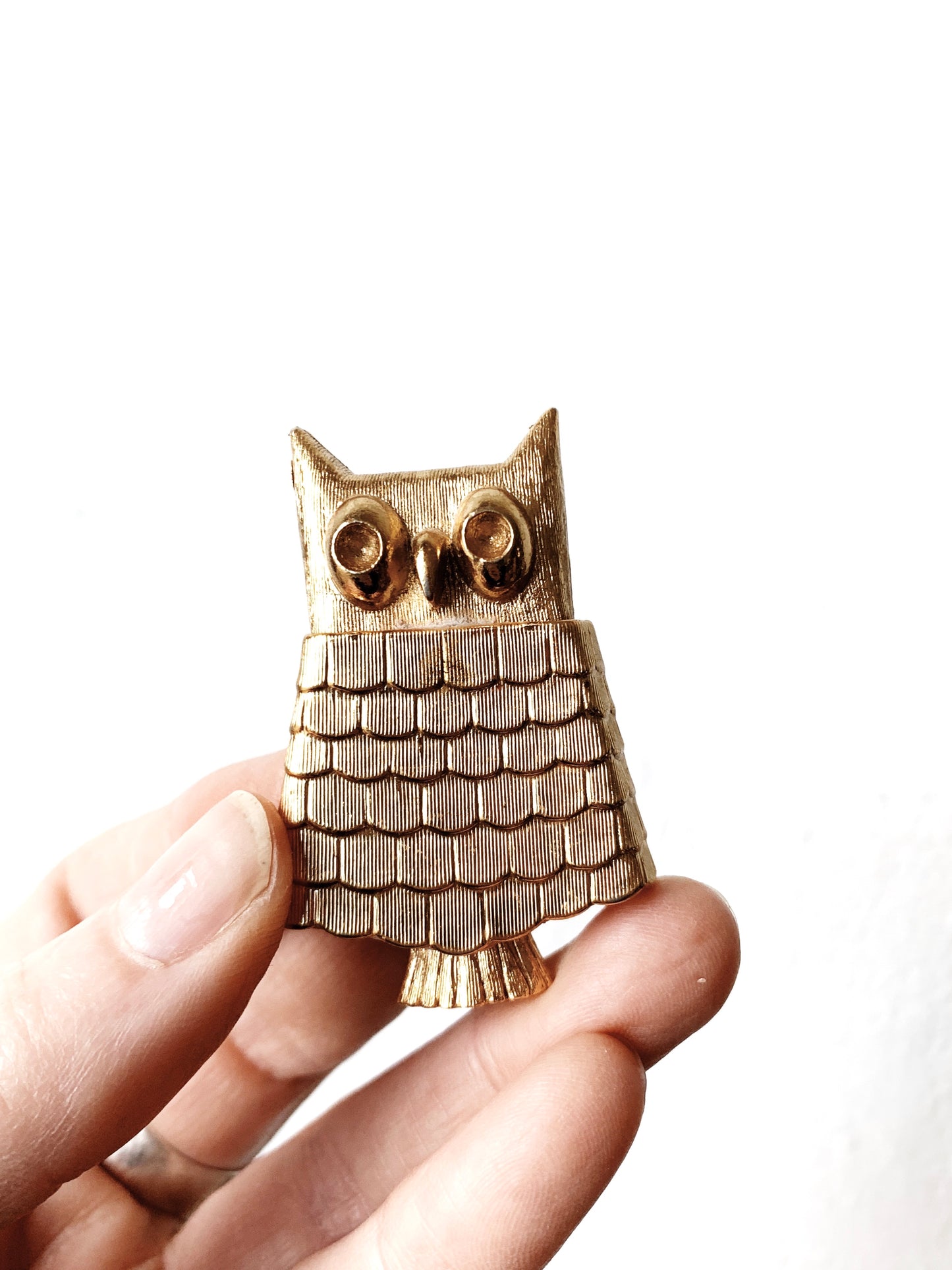 Vintage Goldtone Owl Pin with Solid Perfume or Lip Balm Compartment