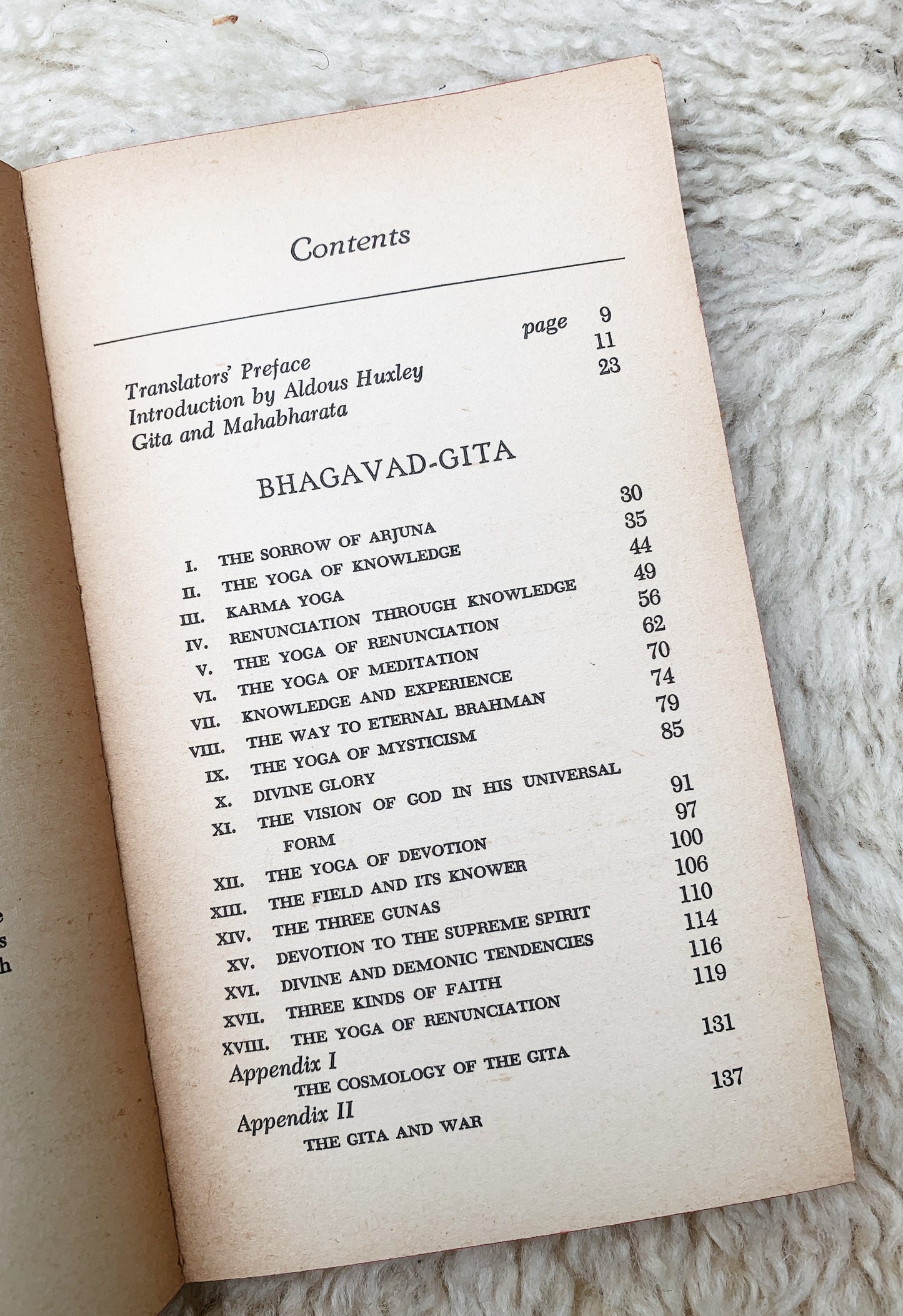 Vintage Bhagavad-Gita with Aldous Huxley Intro