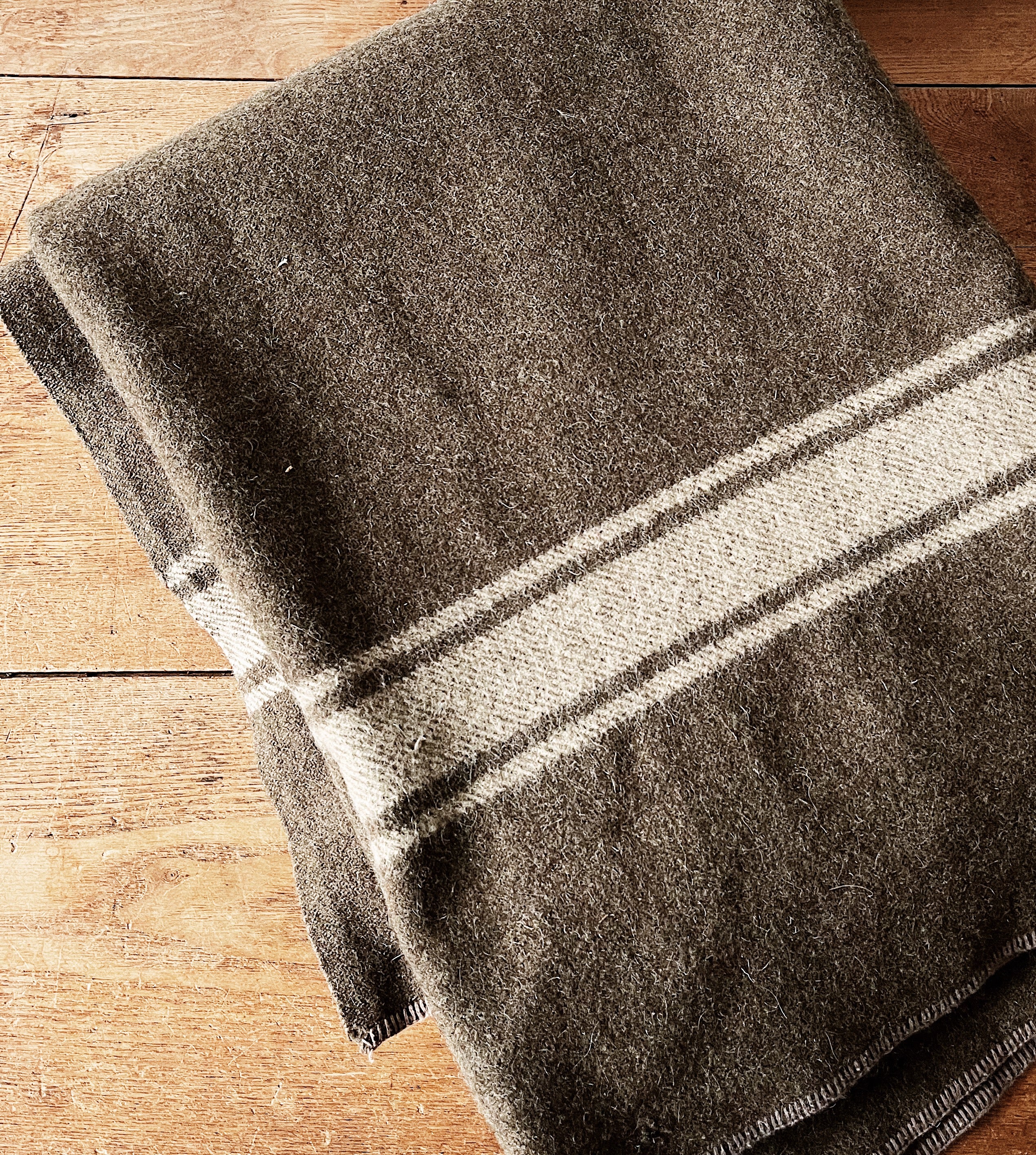 Vintage Camp Blanket - Thumbnail 2