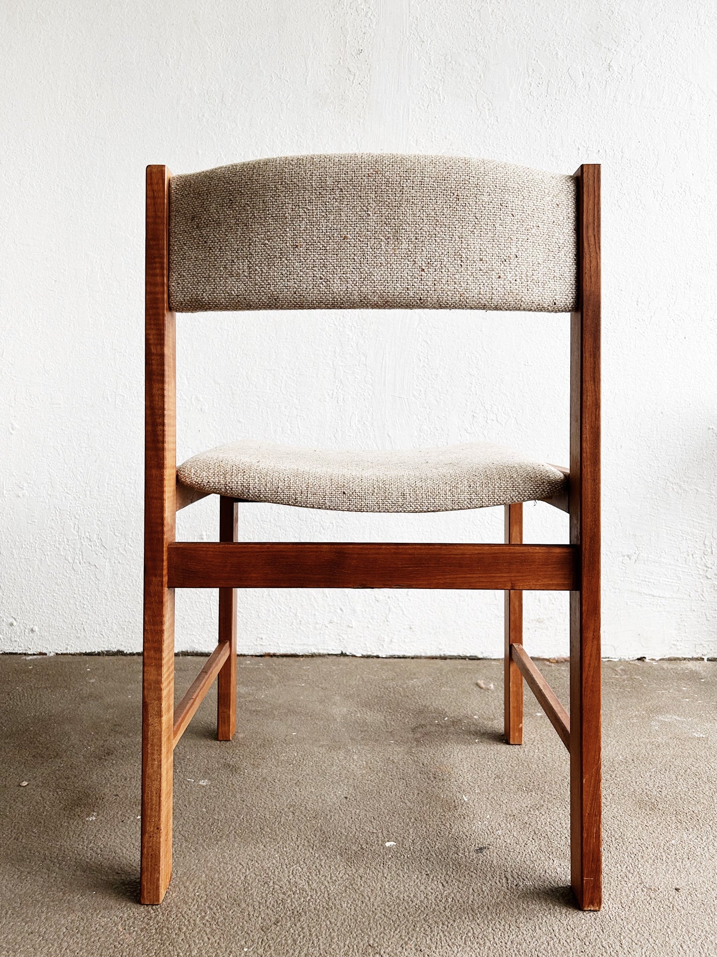 Vintage D Scan Chair