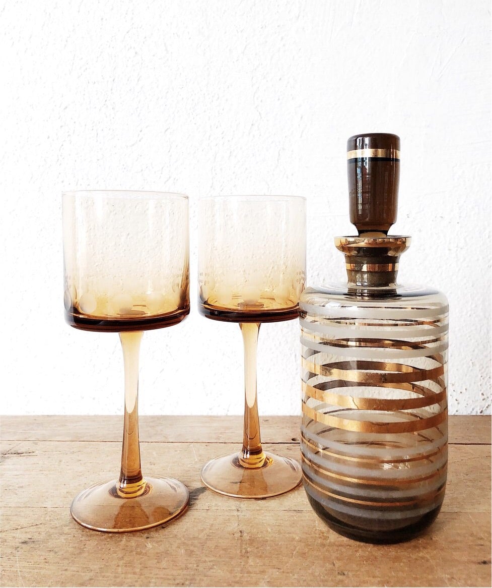 Vintage Wine Glass Pair - Thumbnail 2