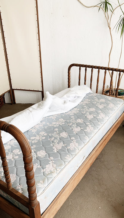 Antique Twin Spindle Bed