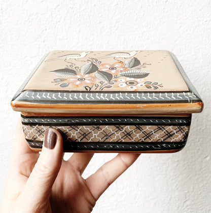 Vintage Birds and Flowers Pottery Collection