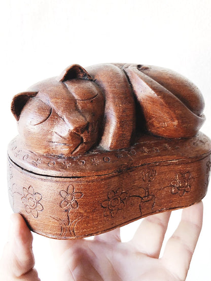 Vintage Wooden Kitty Box