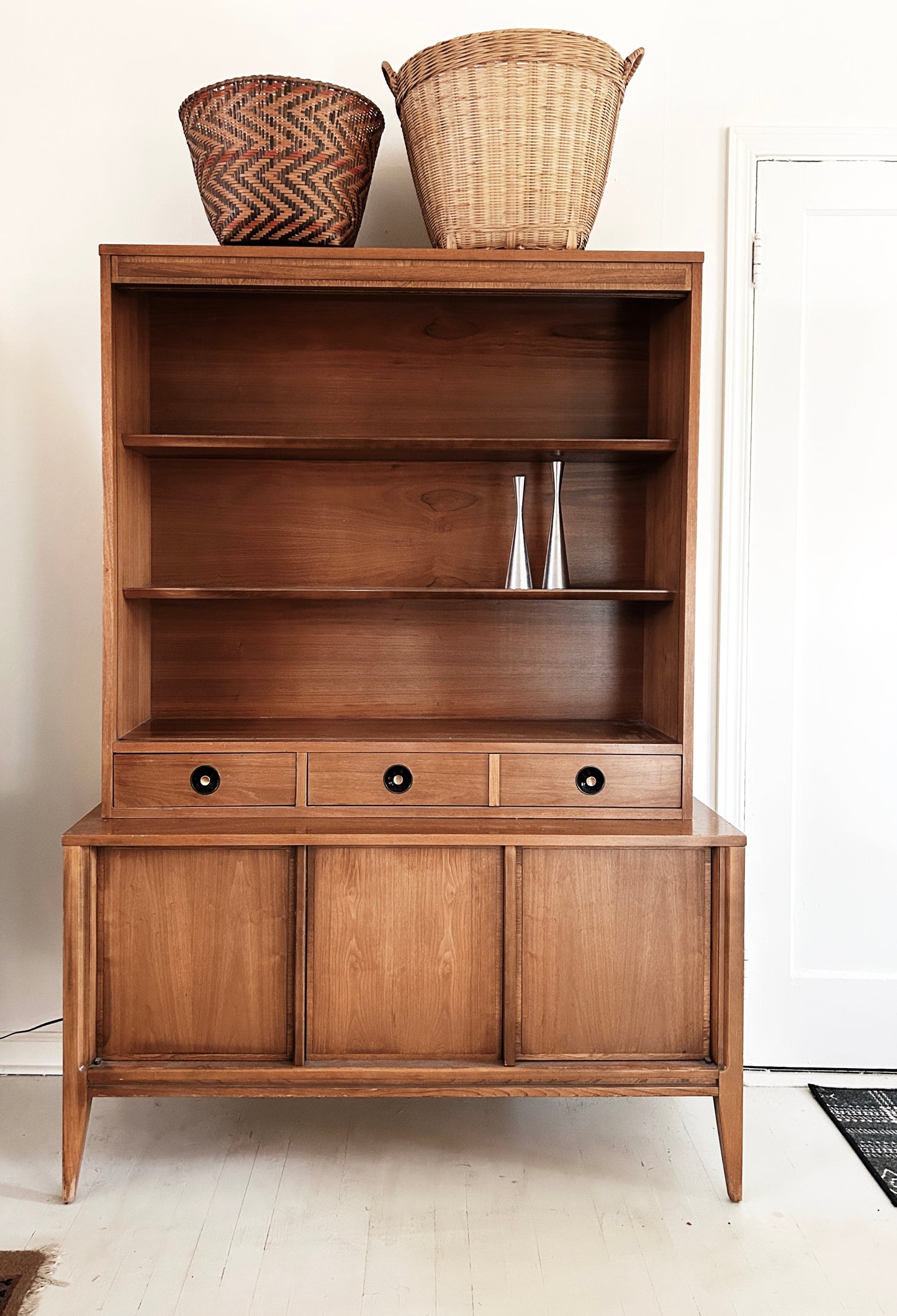 Mid Century Two Piece Hutch