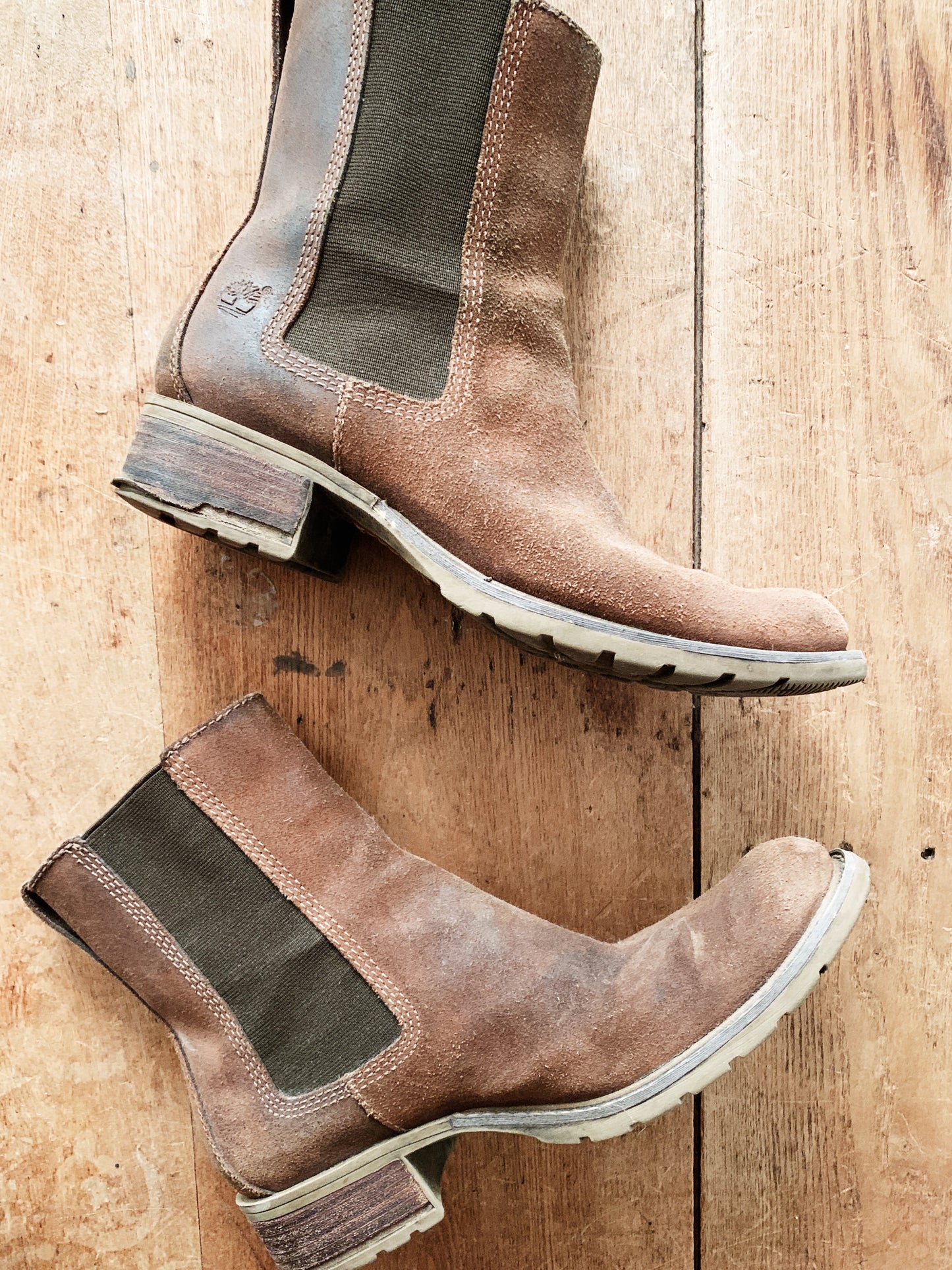 Timberland Suede Chelsea Boot 8.5 Womens