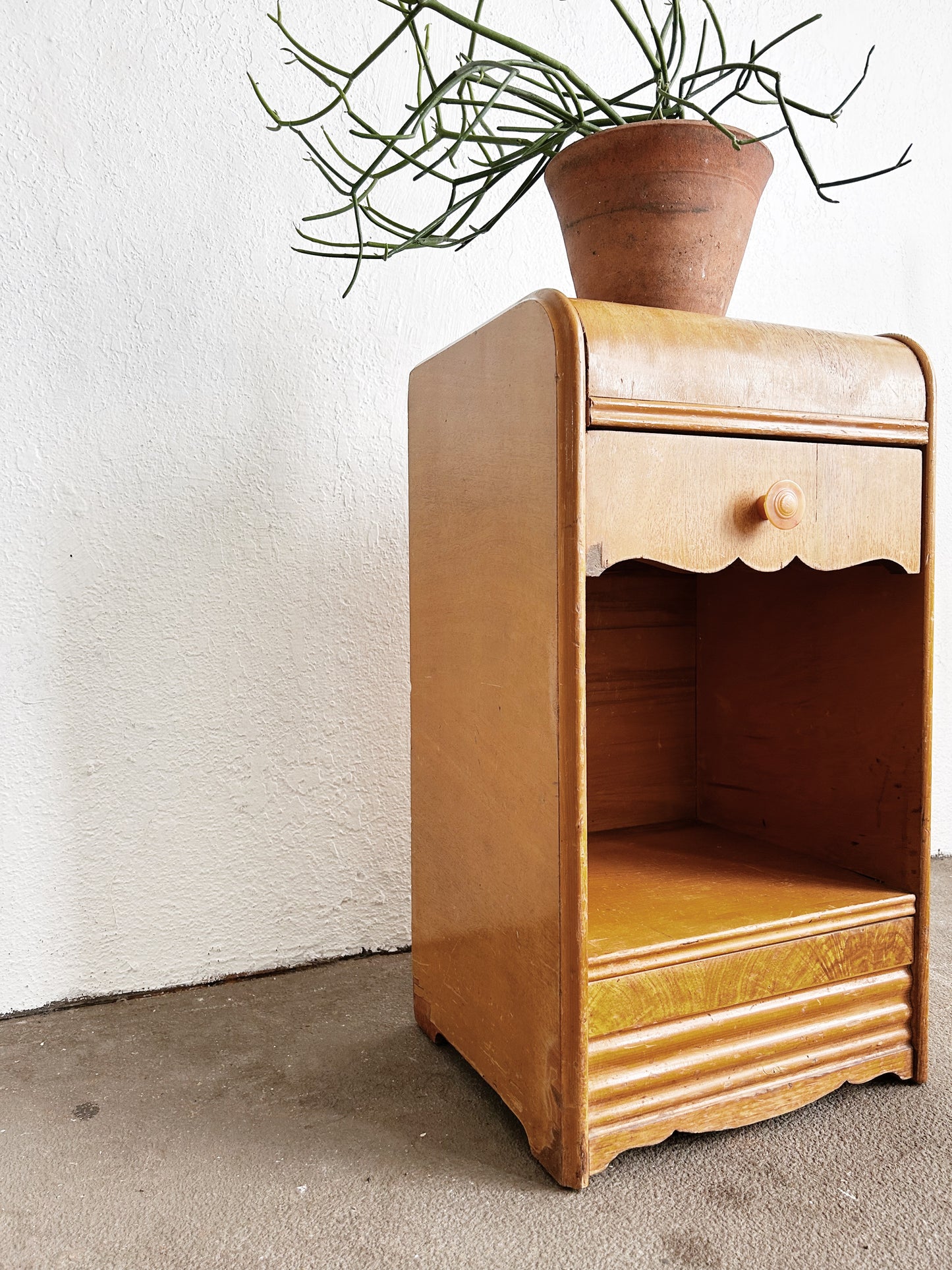 Deco Era Wood Nightand