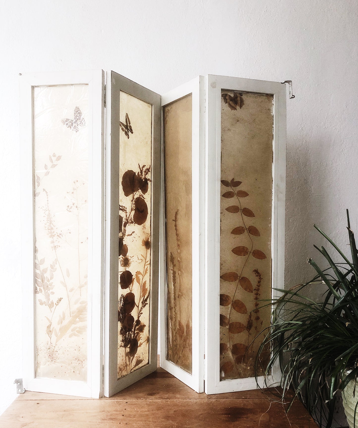 Vintage Pressed Floral Resin Shutter