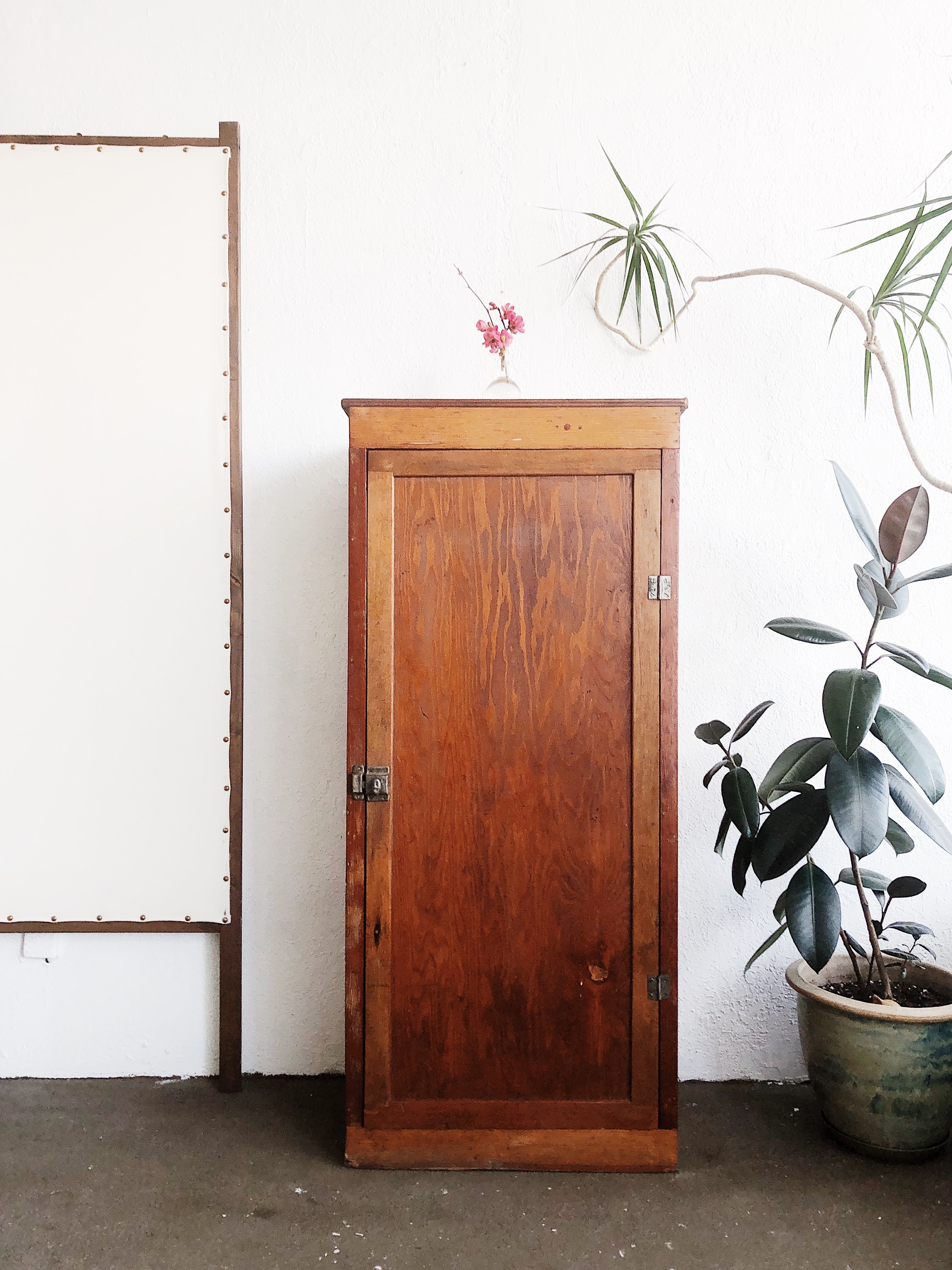 Vintage Handmade Pie Safe - Thumbnail 2