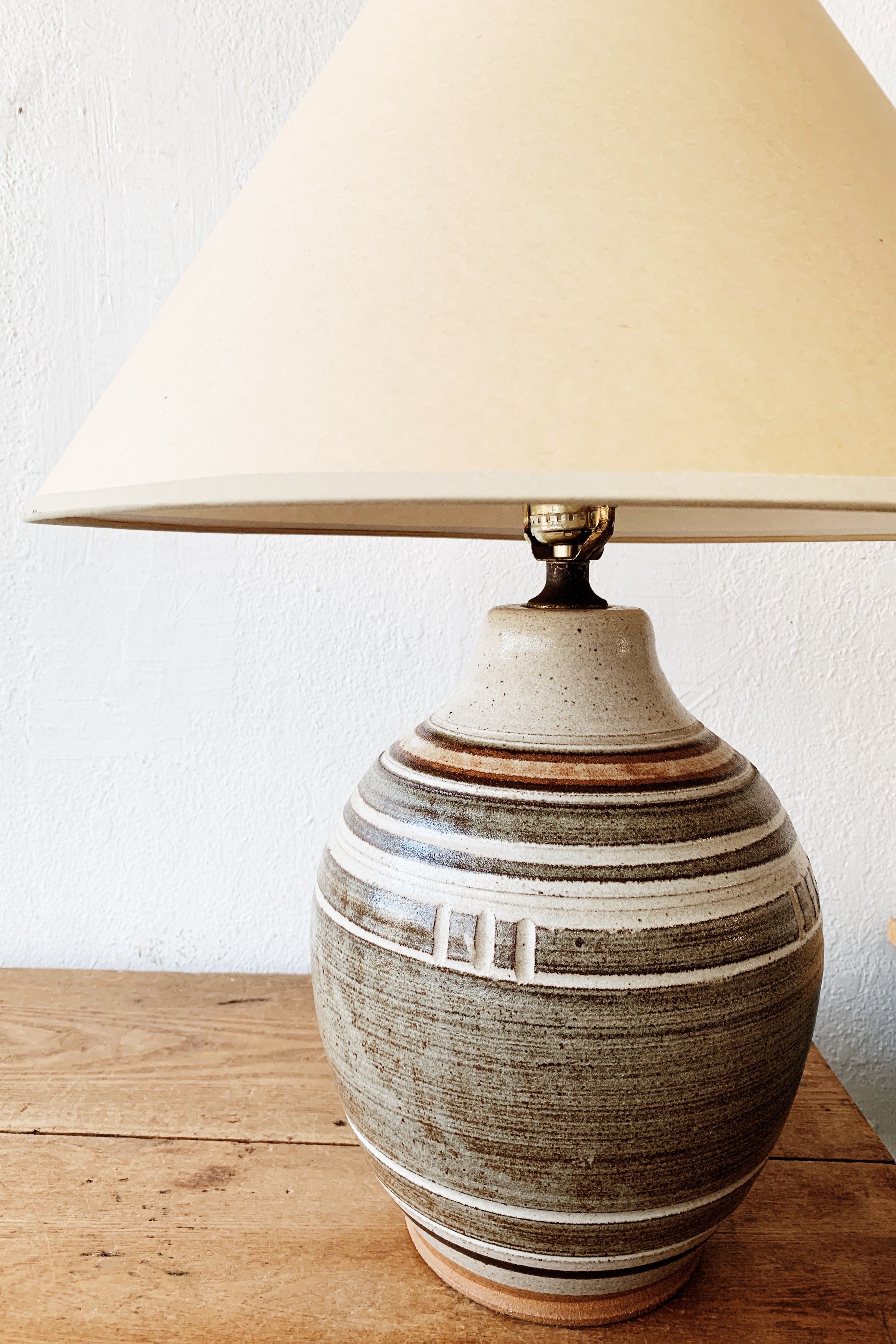 Large Vintage Pottery Lamp with Shade - Thumbnail 3