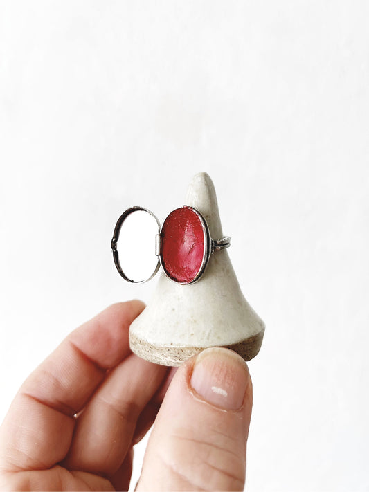 Antique Lipview Lipstick Ring