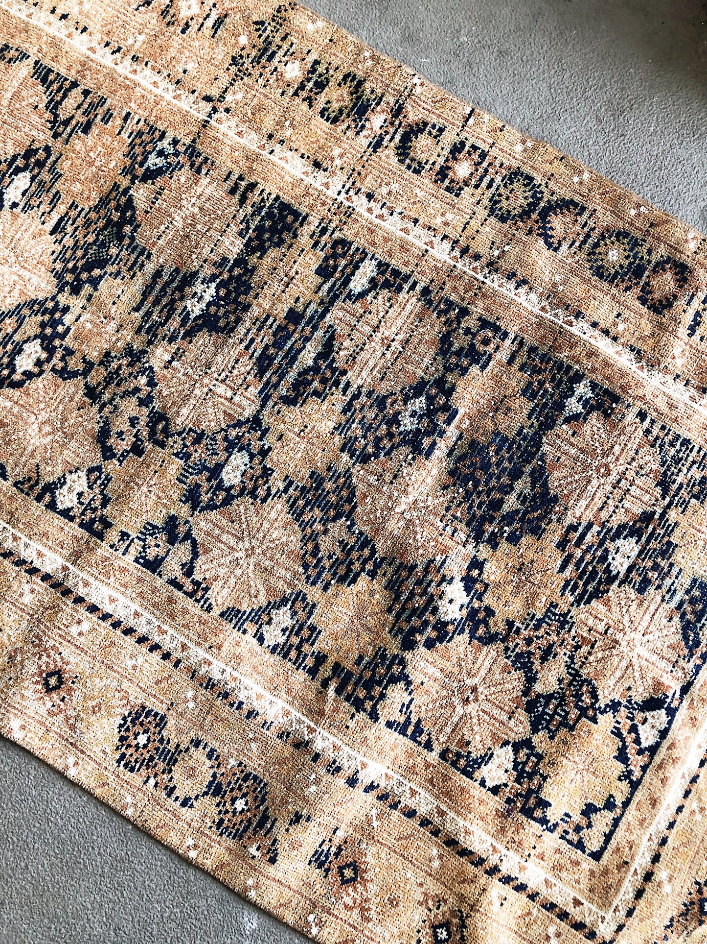 Vintage Wool Kilim Rug