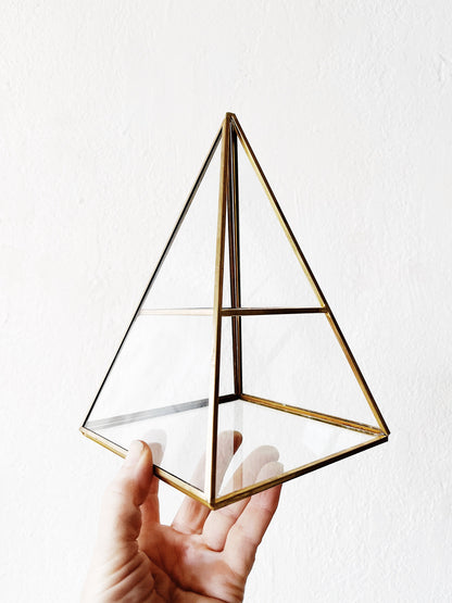 Pyramid Display Case