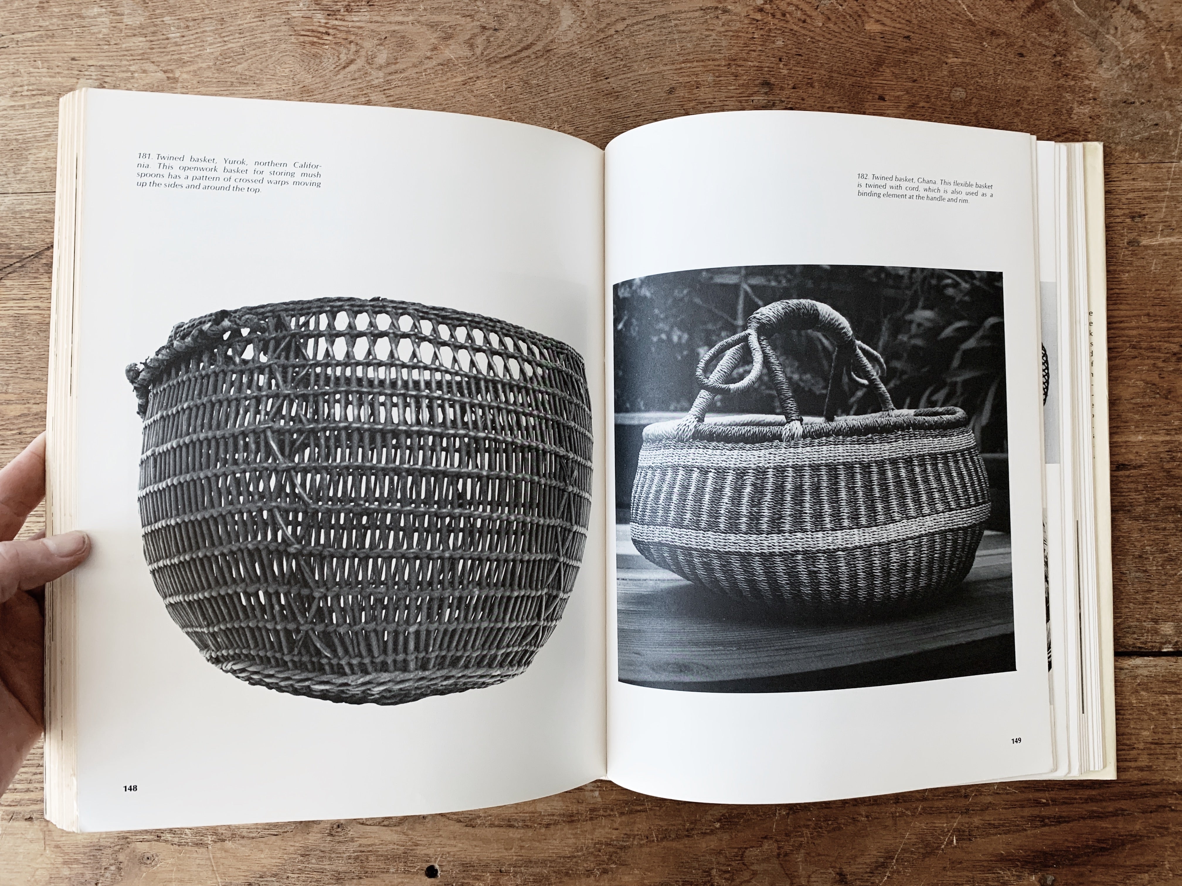 BASKETS AS TEXTILE ART / ED ROSSBACH洋書 BASKETS AS TEXTILE ART / ED ROSSBACH洋書 BASKETS AS TEXTILE