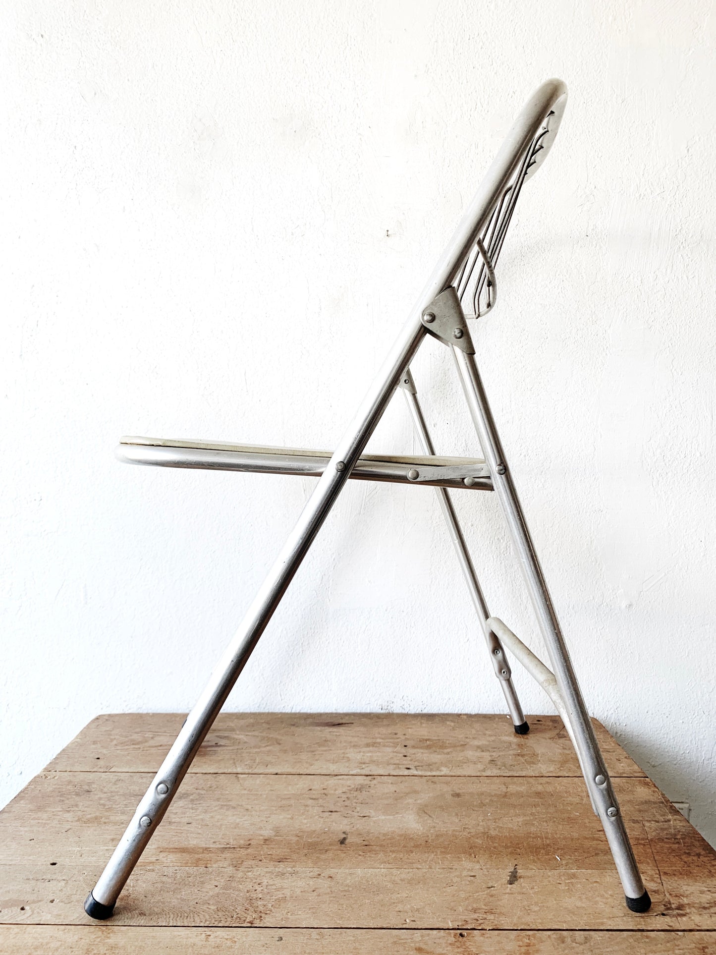 Mid Century Airlite Folding Aluminum Chair