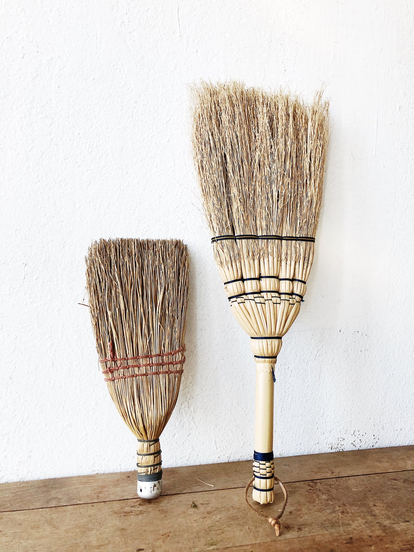 Vintage Hand or Hearth Broom