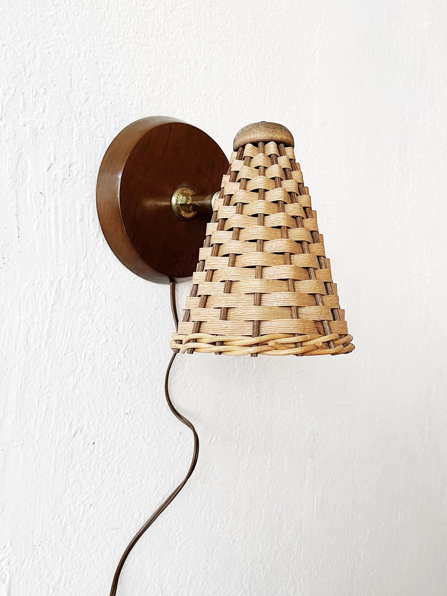 Mid Century Woven Sconce
