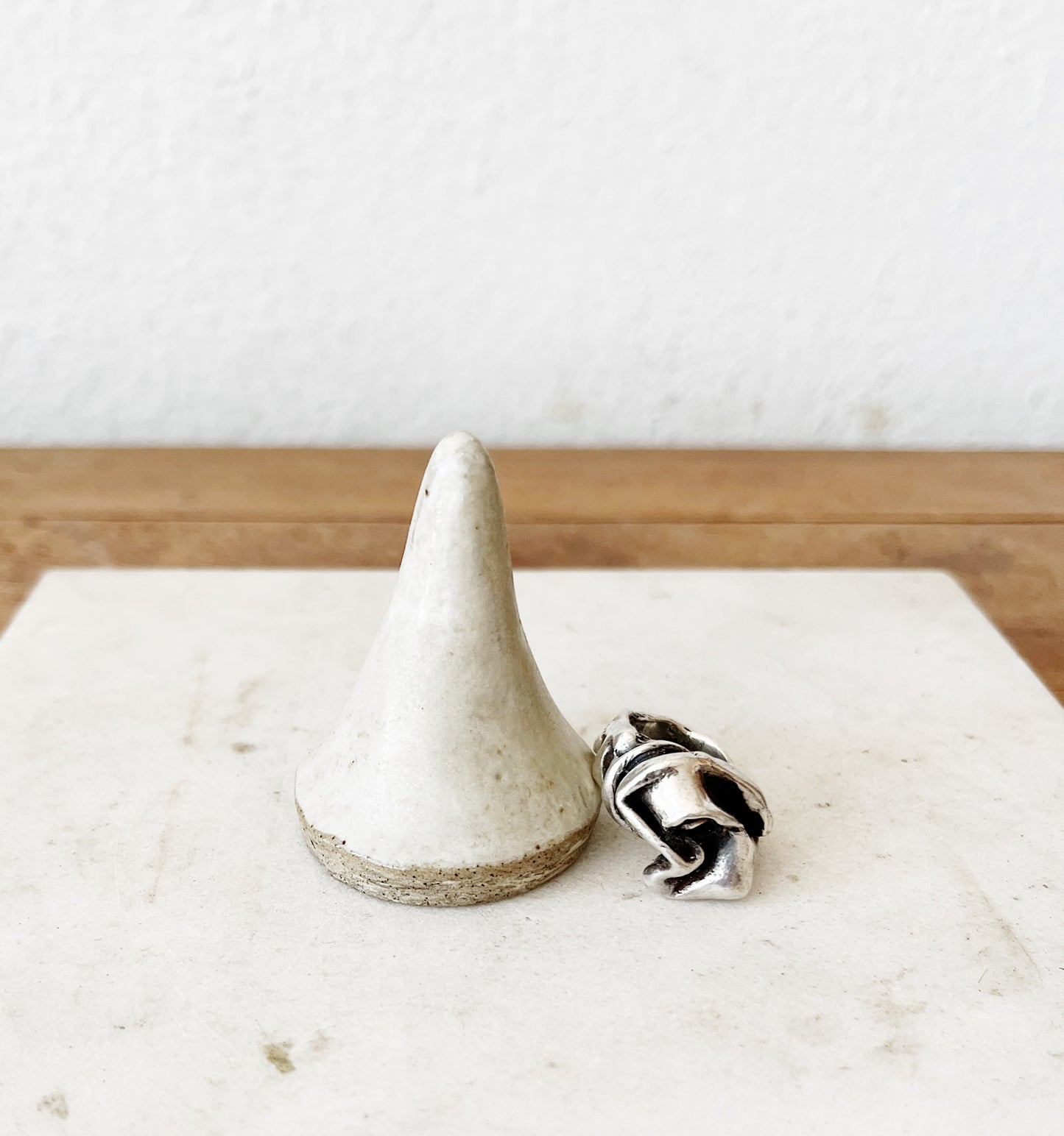 Vintage Mid Century Floral Ring