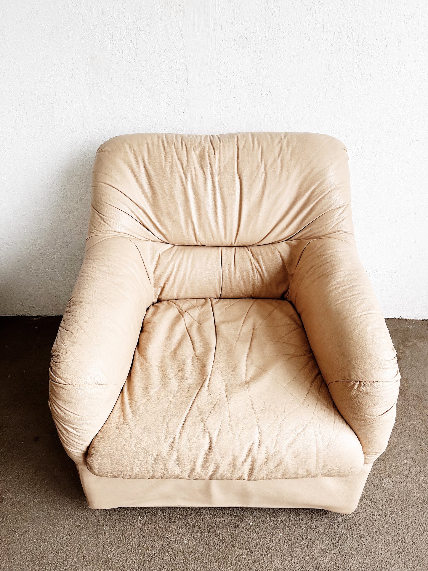 Vintage Leather Swivel Chair