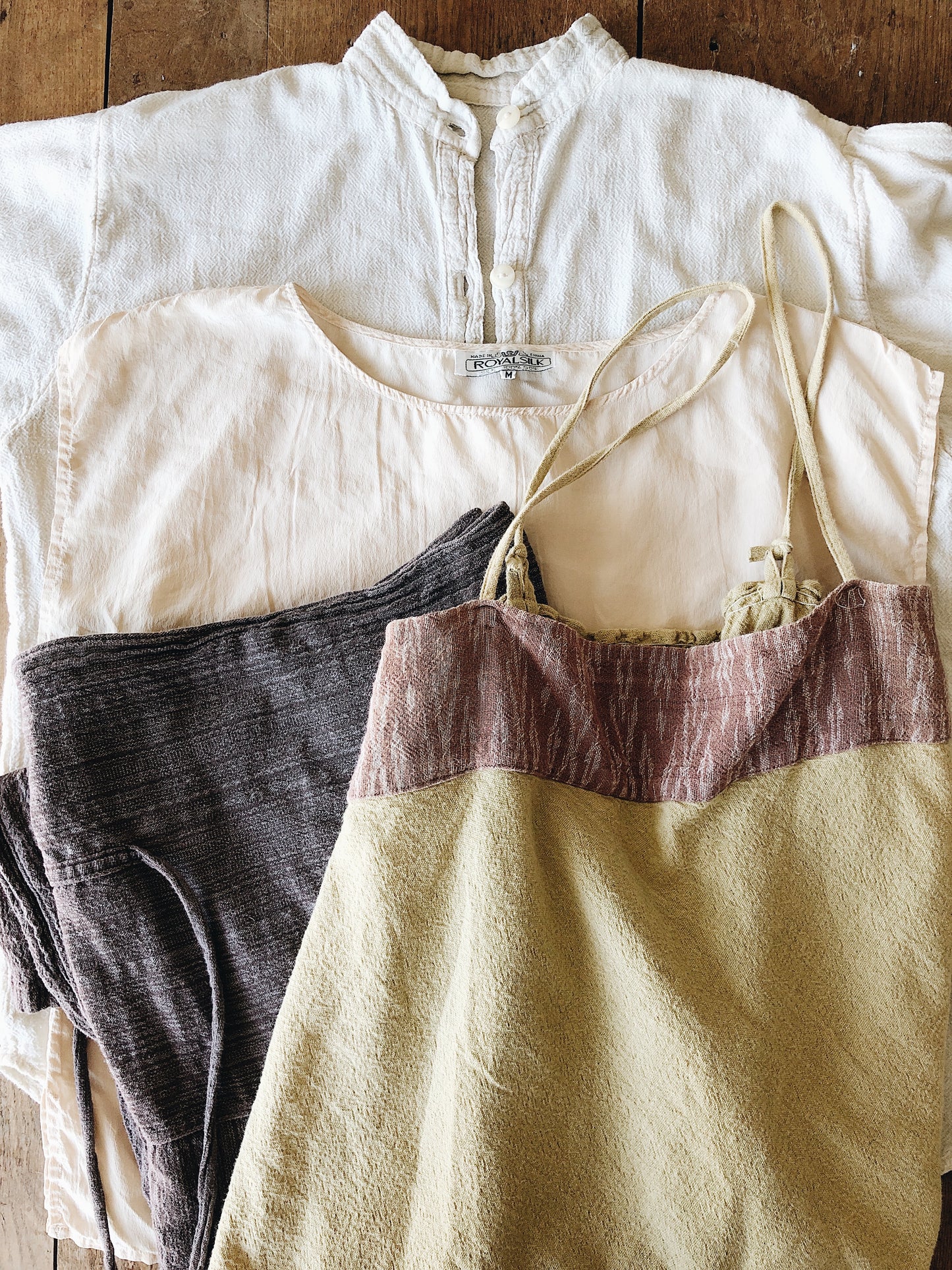 Vintage Peach Silk Crepe Shell Top