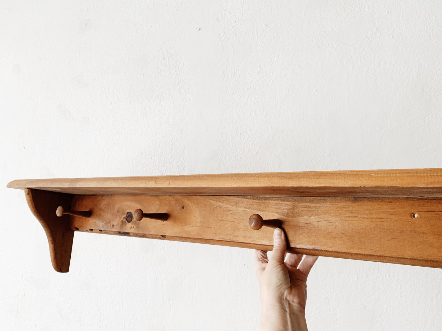 Long Rustic Wood Farmhouse Peg Shelf