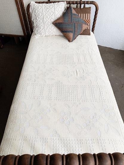 Vintage Twin Size Panel Bedspread or Tablecloth