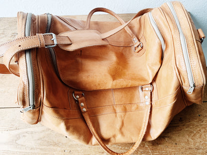 Vintage Overnighter Bag
