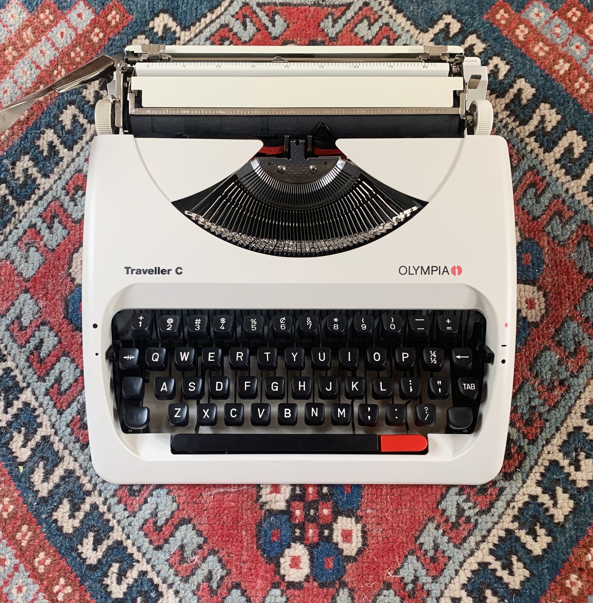 Olympia Traveller C Manual Portable Typewriter