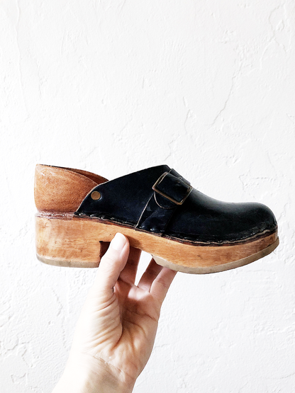 Vintage Multnomah Clogs Like New
