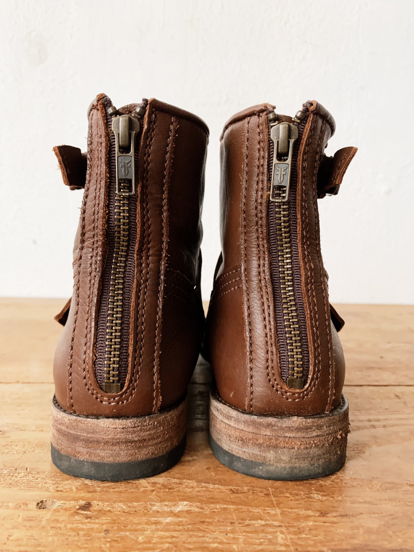 Frye Leather Boots Women’s 8.5