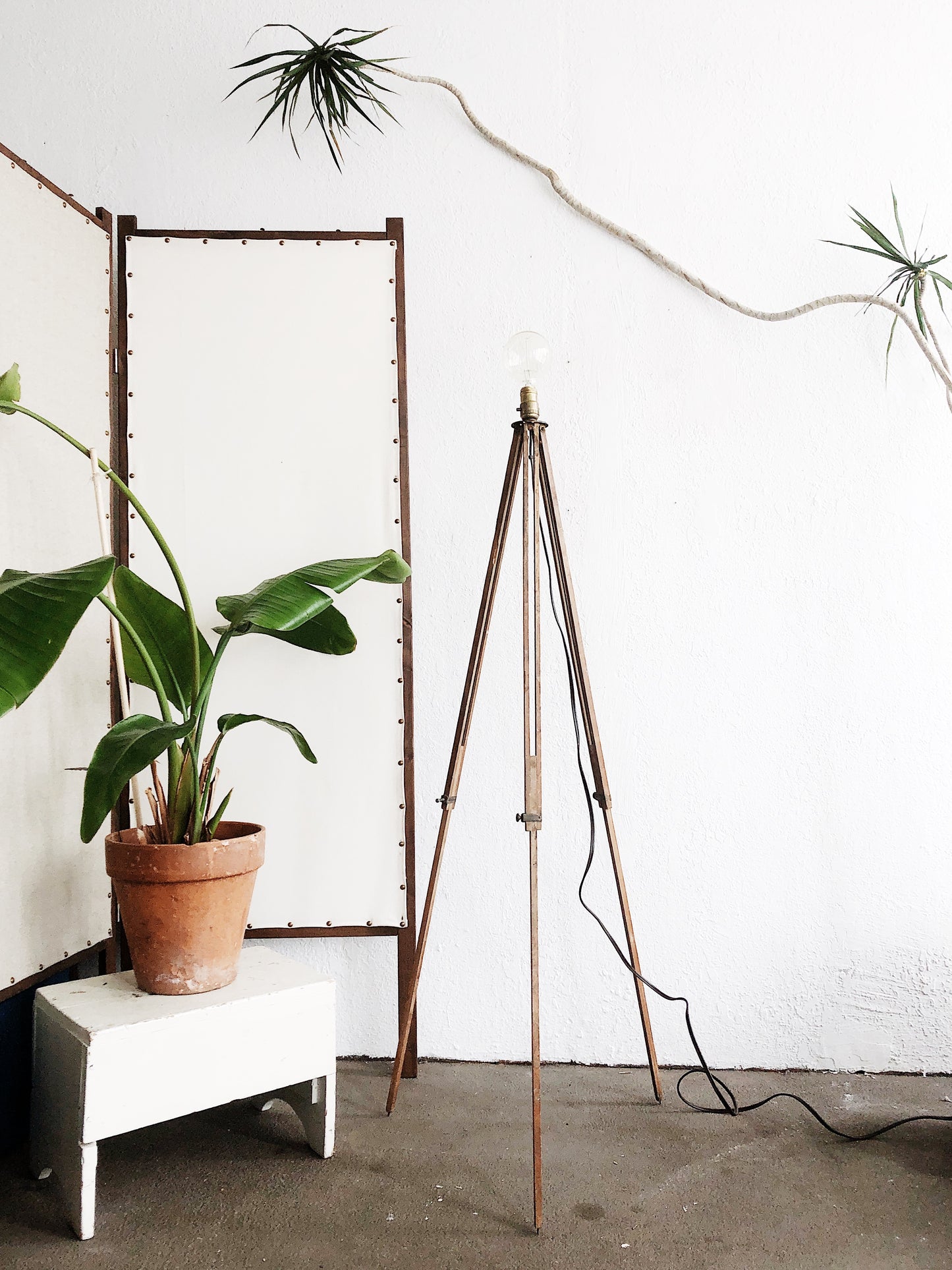 Vintage Tripod Lamp