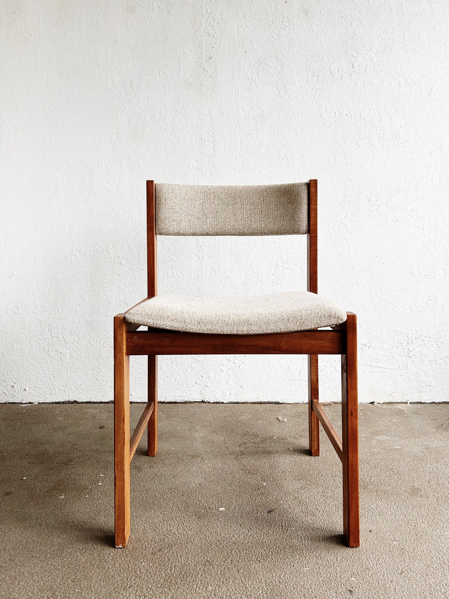 Vintage D Scan Chair