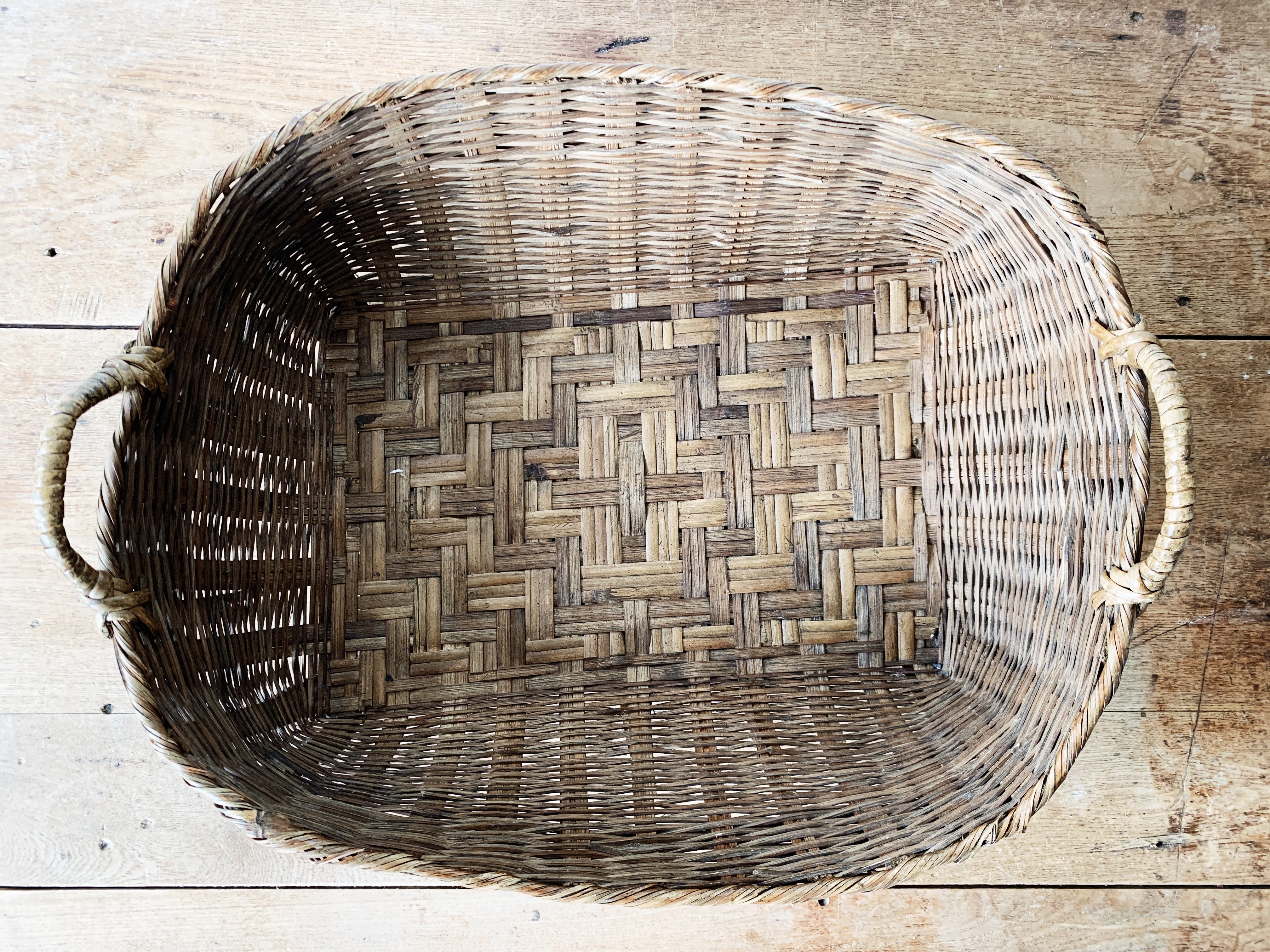 Shallow Basket - Thumbnail 4