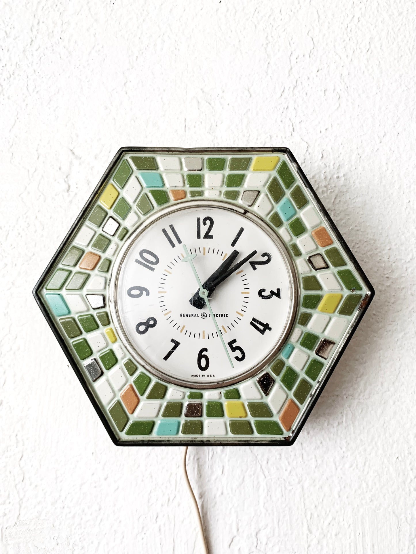 Mid Century GE Electric Wall Clock
