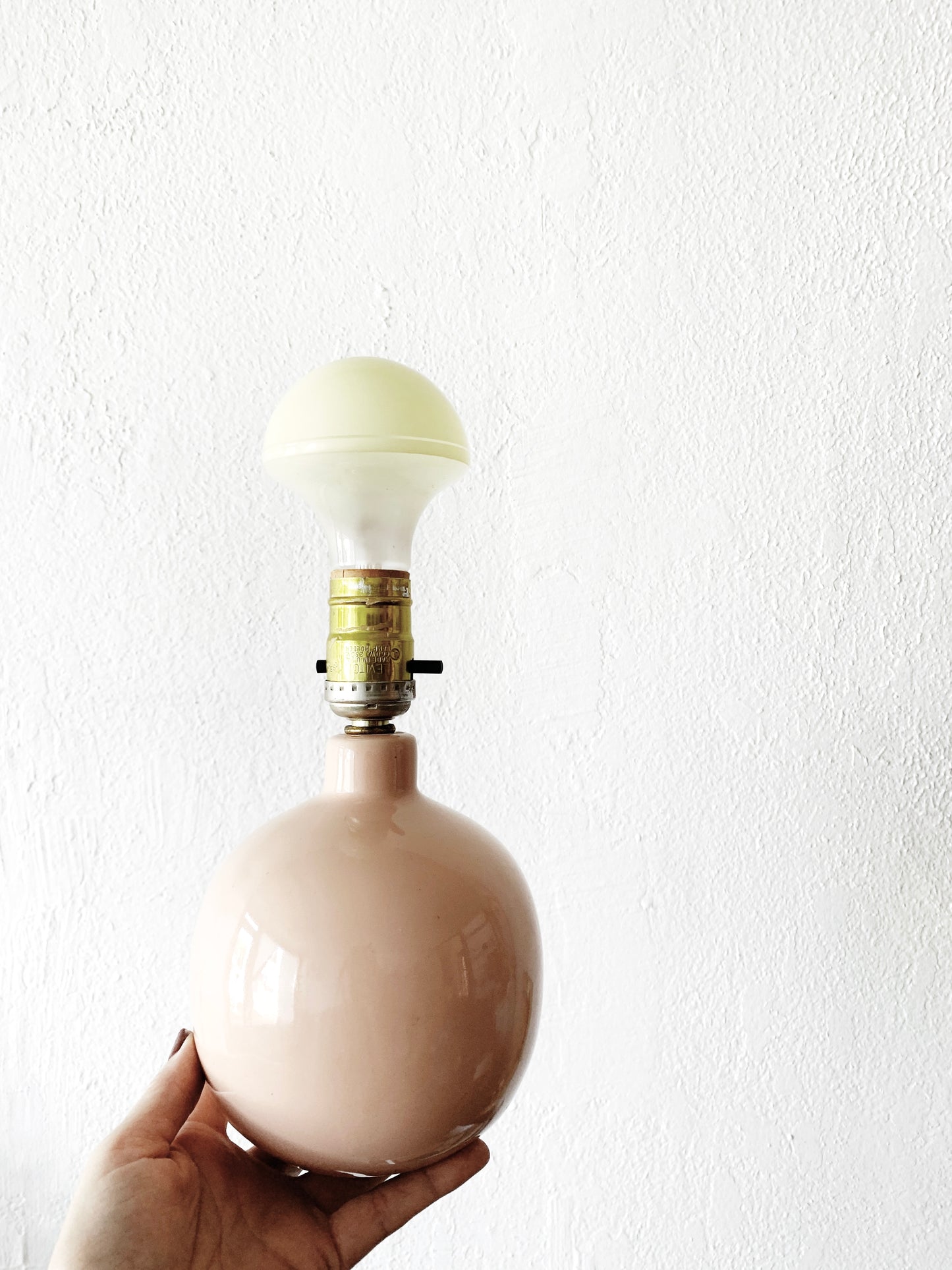 Vintage Blush Orb Ceramic Lamp