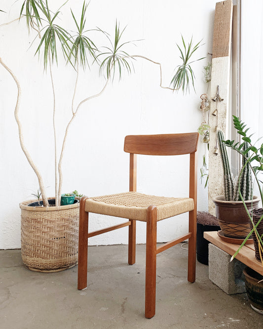 Mid Century Danish Modern Chair