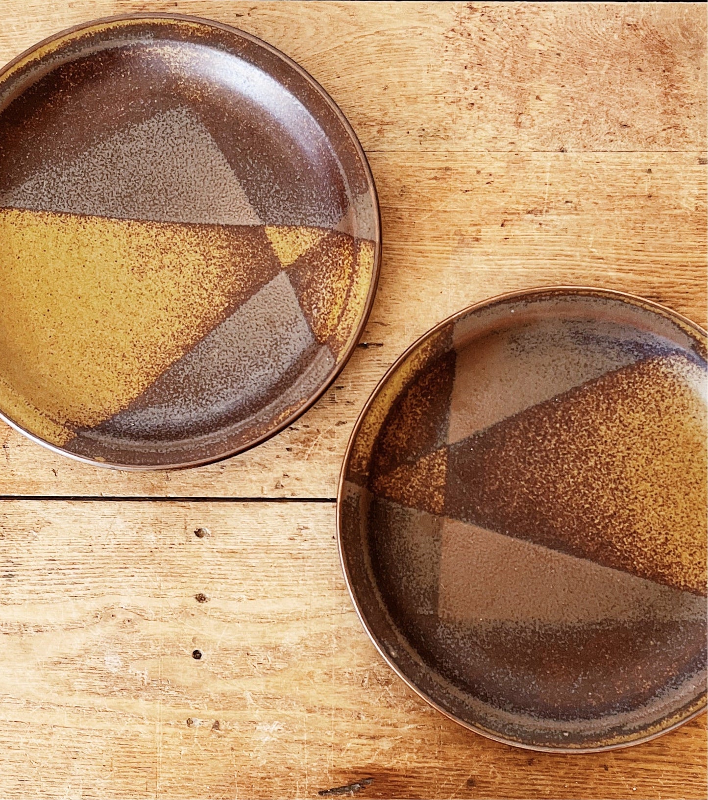 Vintage 7 Piece Iron Mountain Stoneware Plates and Mugs