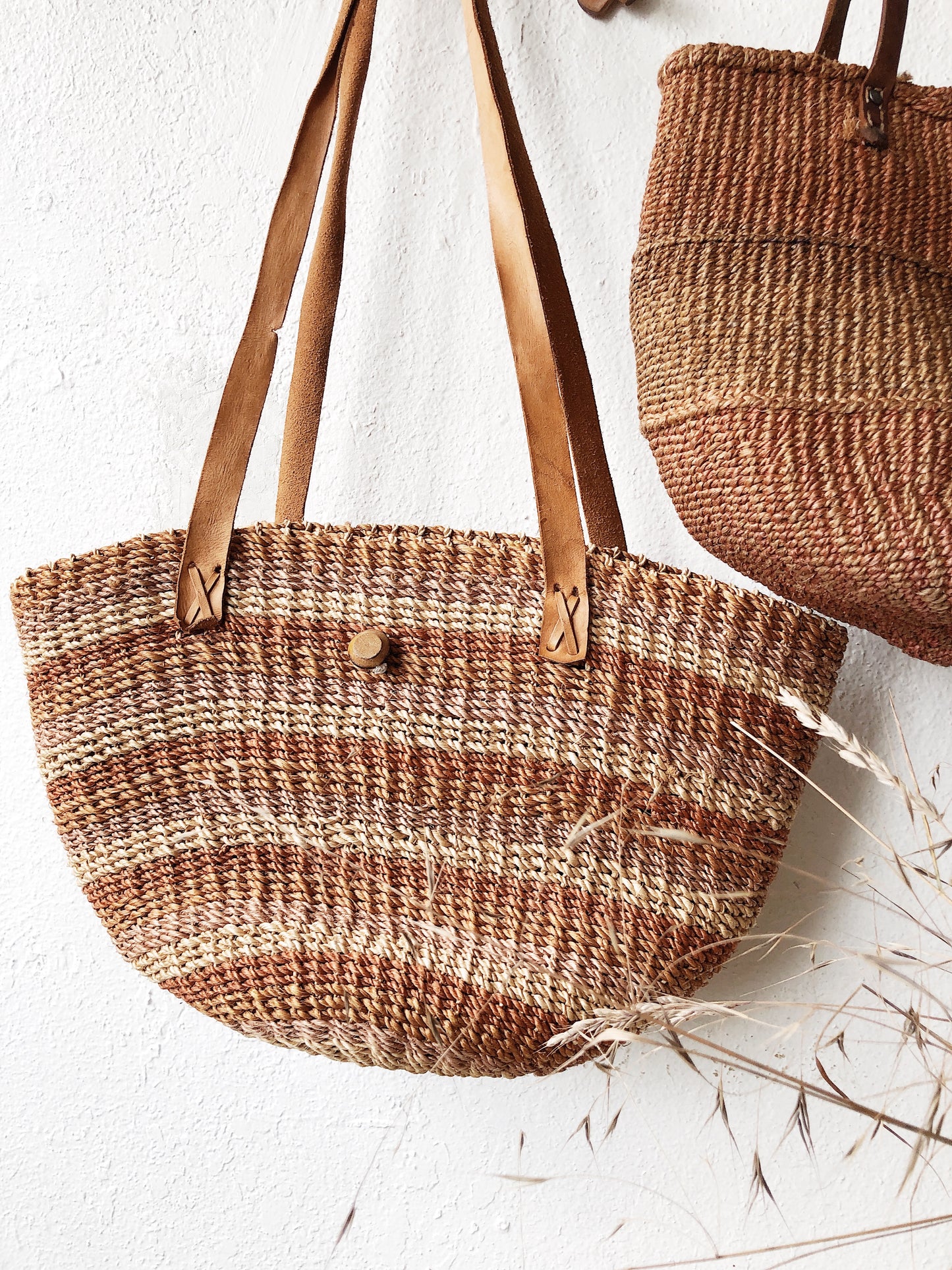 Vintage Straw Bucket Bag