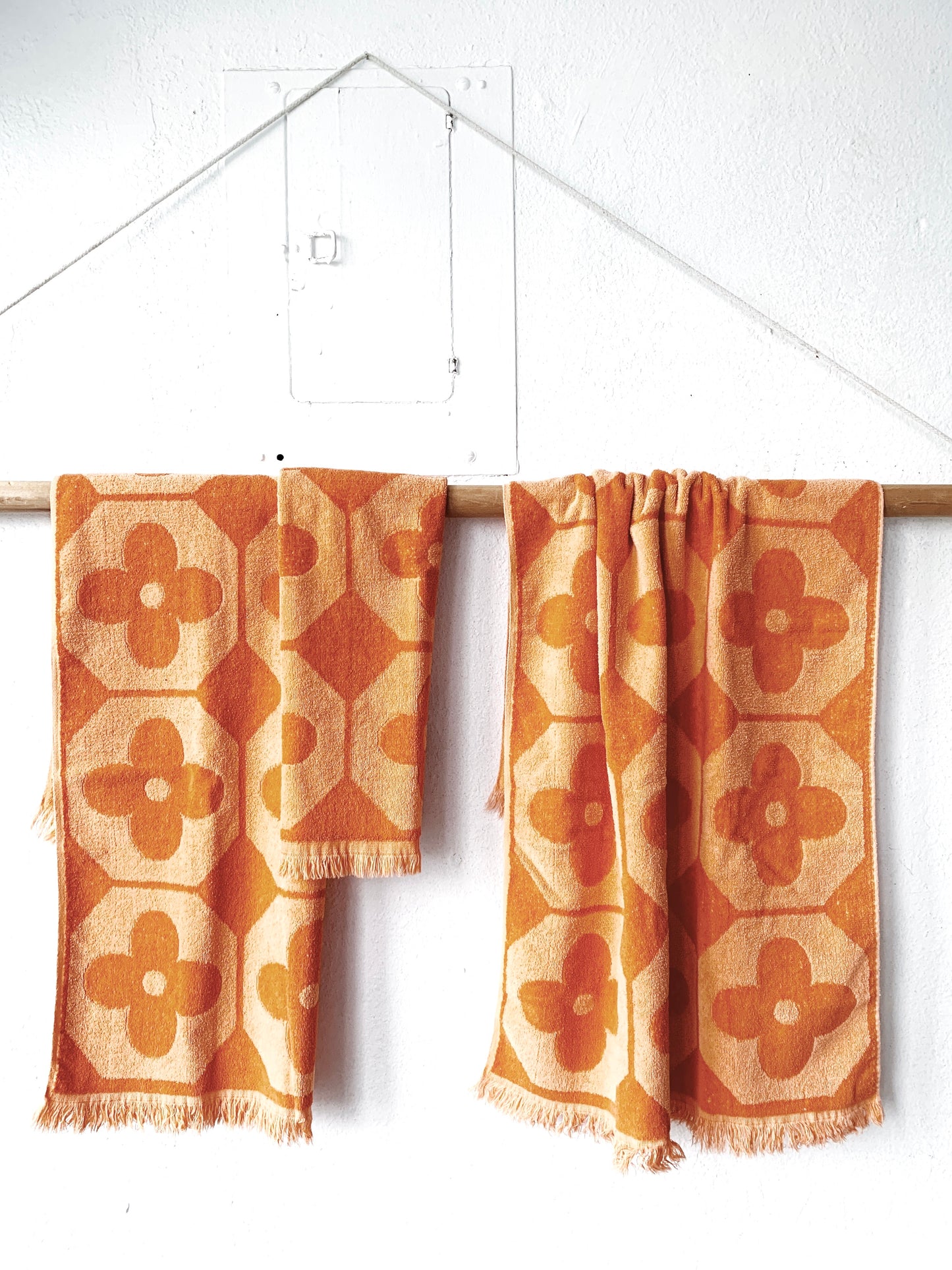 Vintage Three Piece Cotton Towel Set