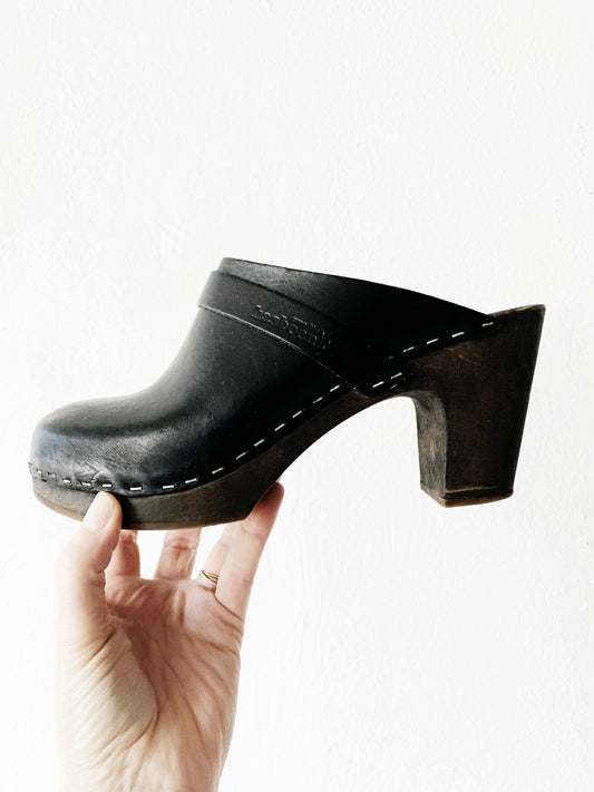 Swedish Hasbeens High Clogs 39