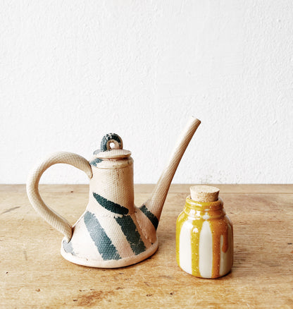 Slab Built Oil Pourer