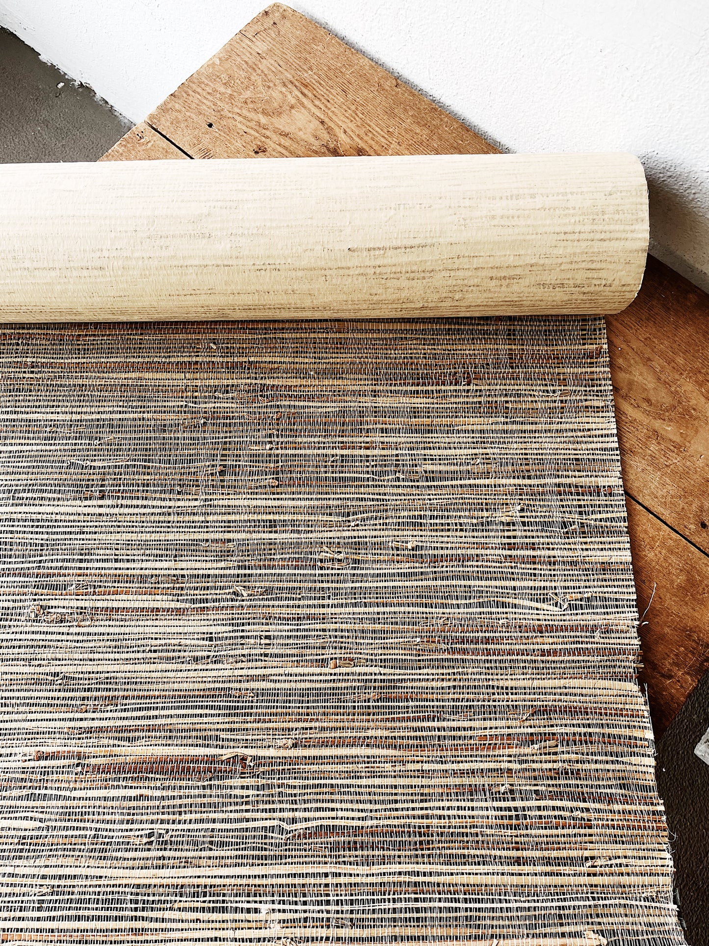 Vintage Deadstock Grasscloth Wallpaper