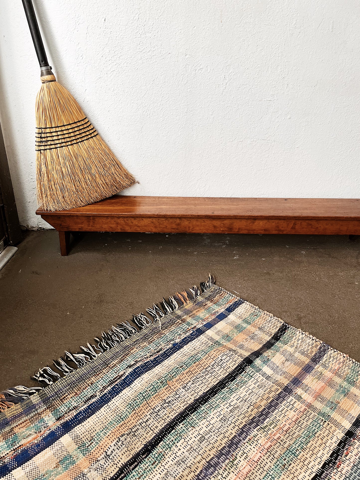 Primitive Boot Bench