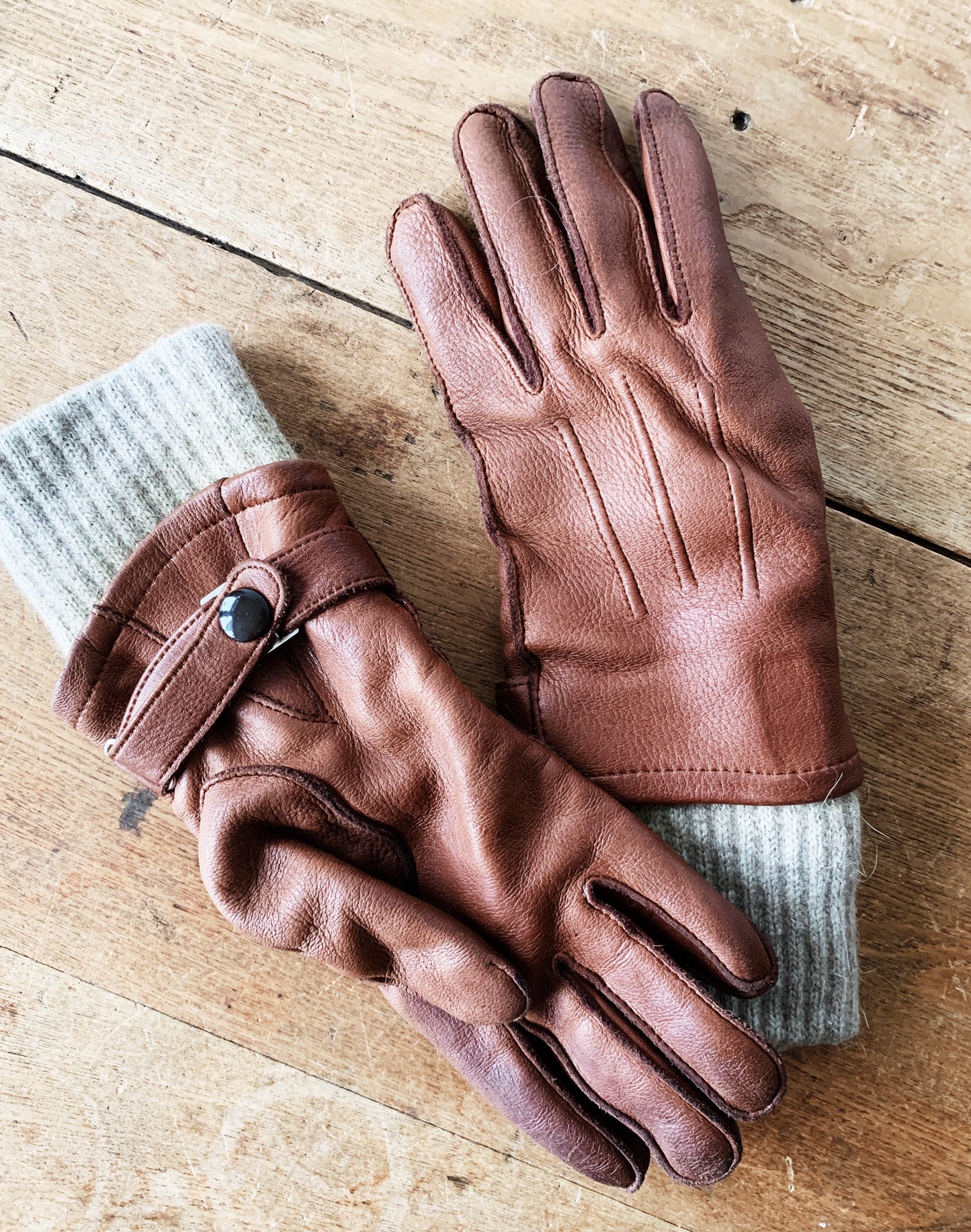Vintage Gates Cashmere and Leather Gloves